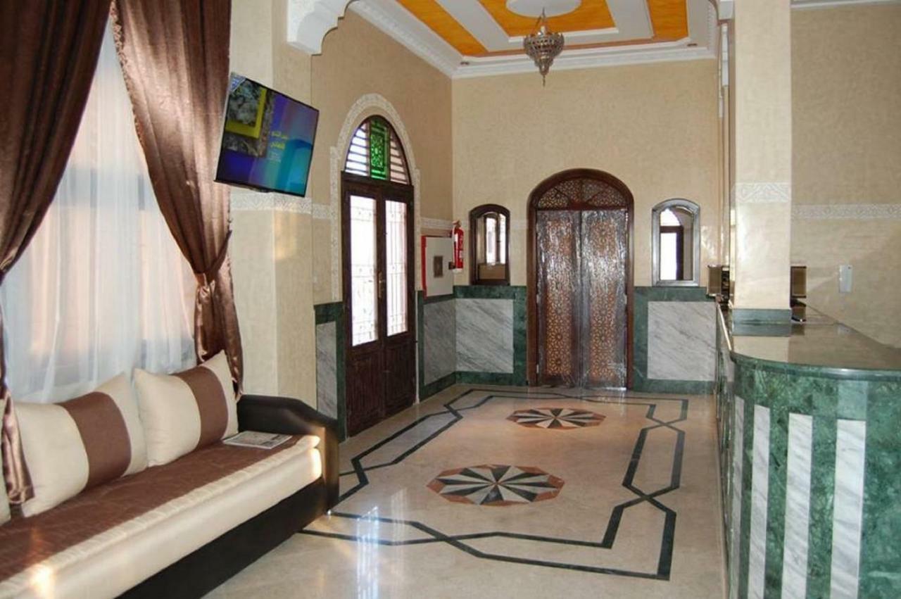 Hotel Amoudou فندق أمودو ทิซนิท ภายนอก รูปภาพ
